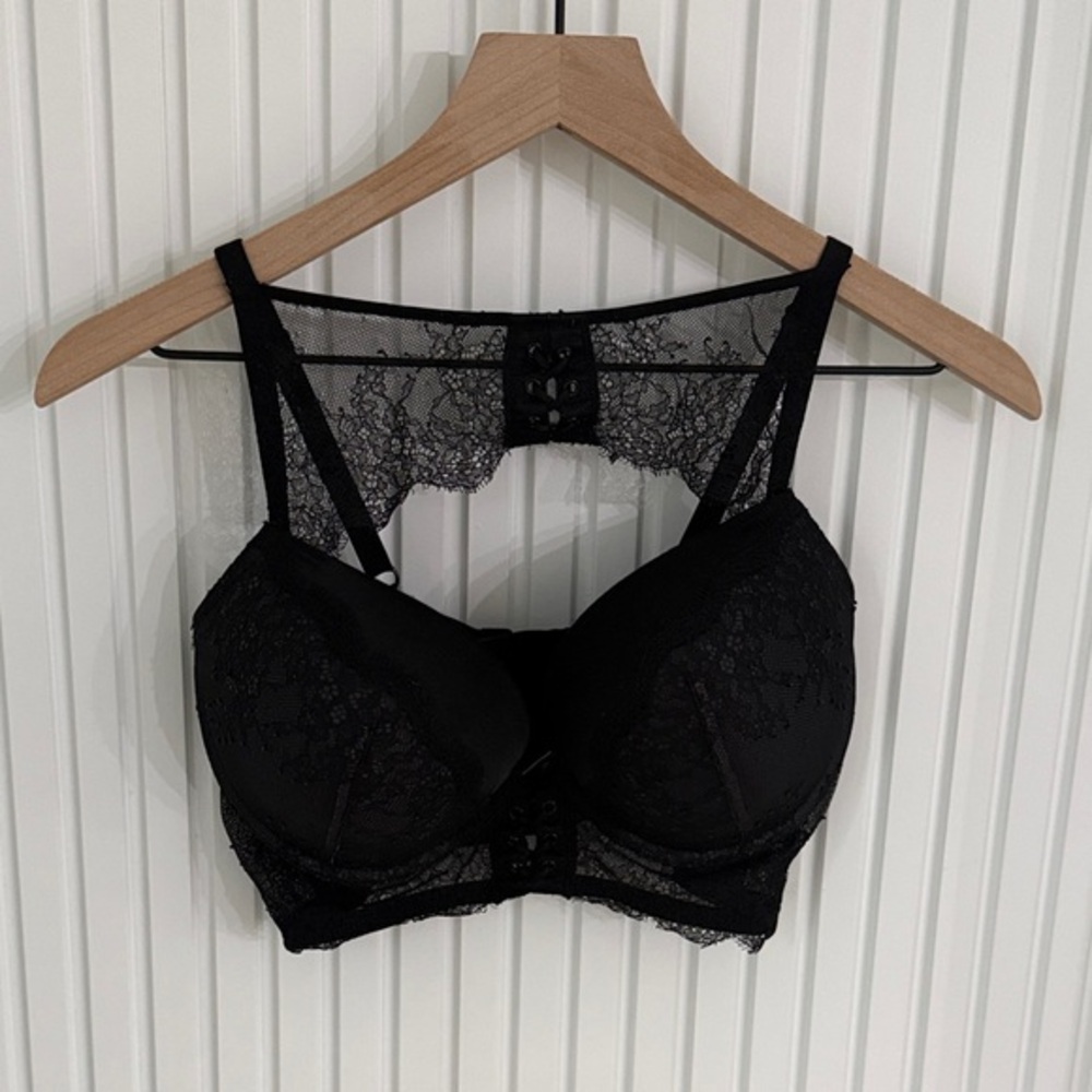 Victoria’s Secret Black Lace Bralette 36D